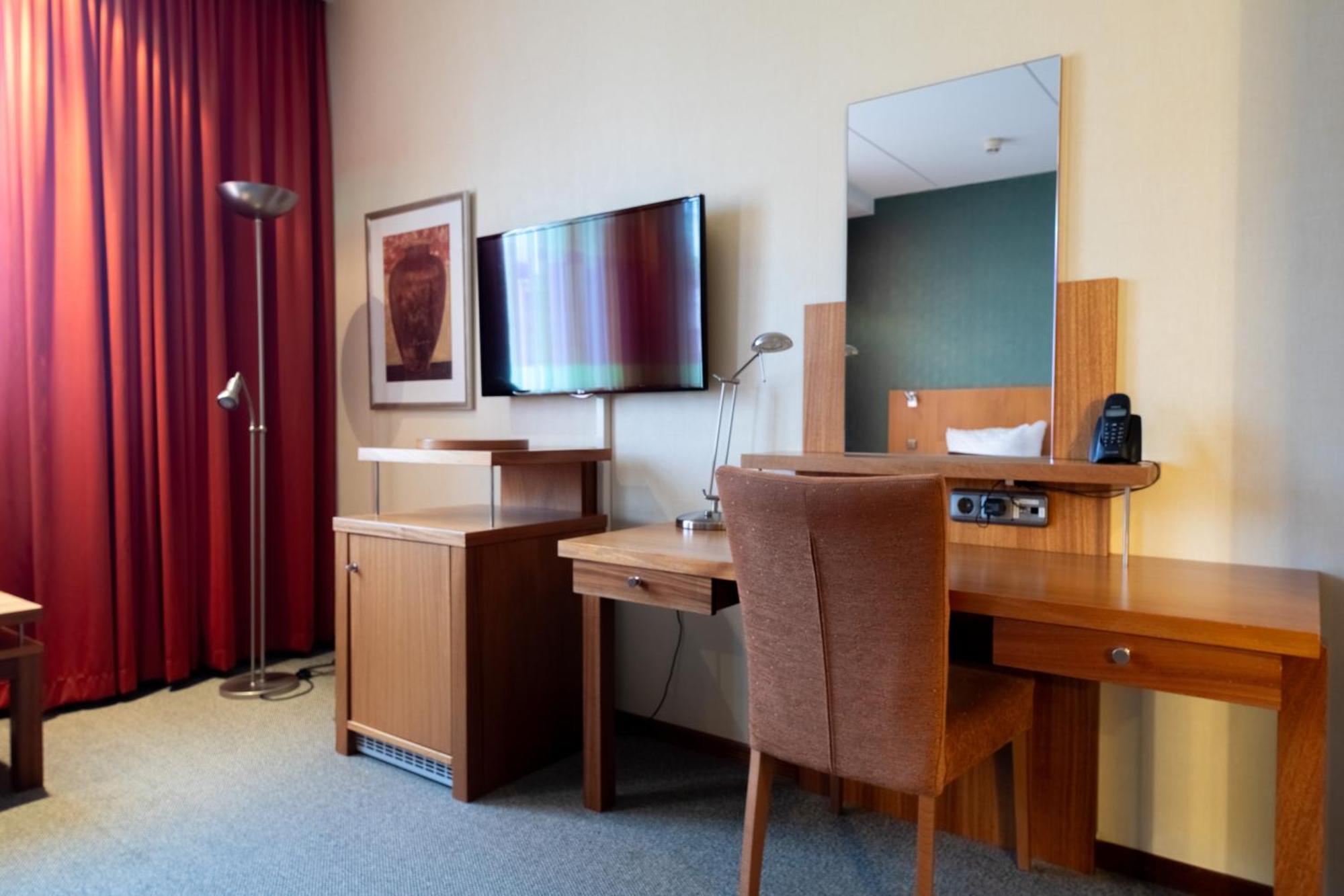 Hotel Oscar Varkaus Oda fotoğraf